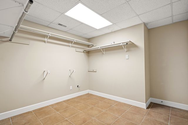 9284 E Court Eleven, Effingham, IL 62401