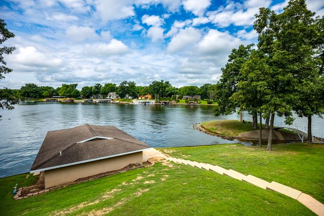 9284 E Court Eleven, Effingham, IL 62401