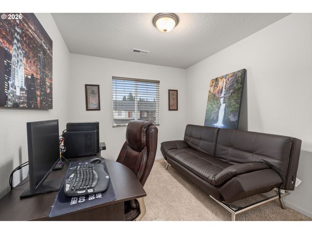 11760 Ne 21ST Way, Vancouver, WA 98684