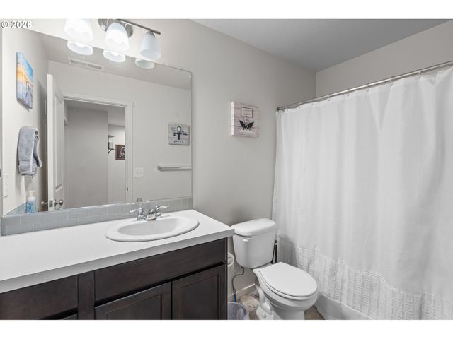 11760 Ne 21ST Way, Vancouver, WA 98684