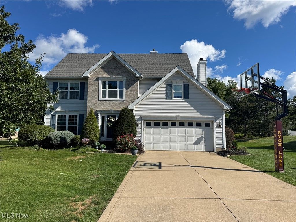 33316 Ambleside Drive, Avon Lake, OH 44012