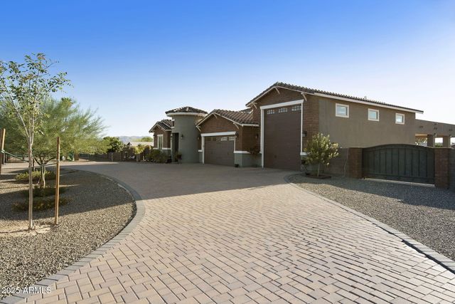 27822 N 203 Avenue, Wittmann, AZ 85361