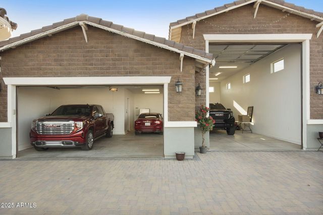 27822 N 203 Avenue, Wittmann, AZ 85361