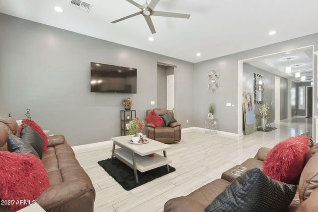 27822 N 203 Avenue, Wittmann, AZ 85361