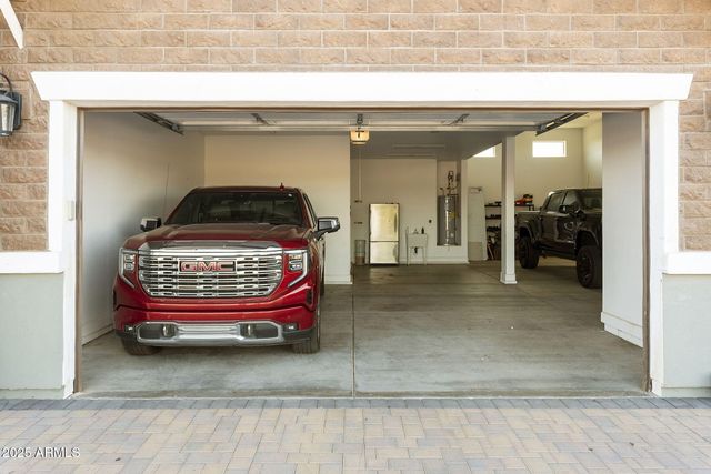 27822 N 203 Avenue, Wittmann, AZ 85361