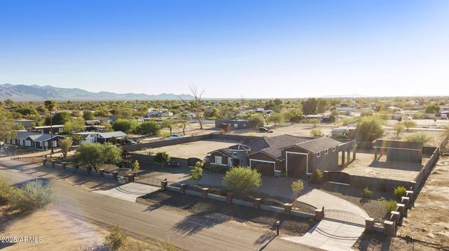 27822 N 203 Avenue, Wittmann, AZ 85361