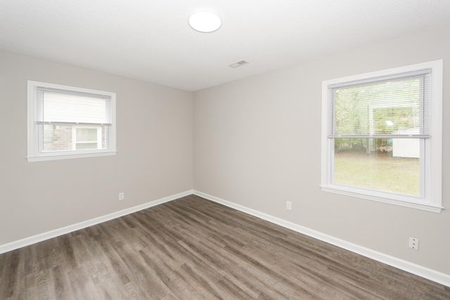 11 Kenilworth Road, Goose Creek, SC 29445