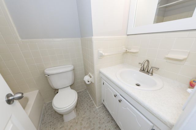 11 Kenilworth Road, Goose Creek, SC 29445