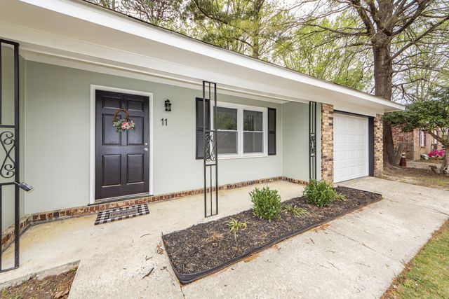 11 Kenilworth Road, Goose Creek, SC 29445