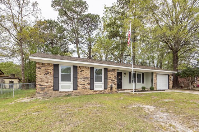 11 Kenilworth Road, Goose Creek, SC 29445