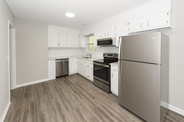 11 Kenilworth Road, Goose Creek, SC 29445