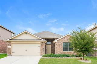632 River Rock Drive, Azle, TX 76020