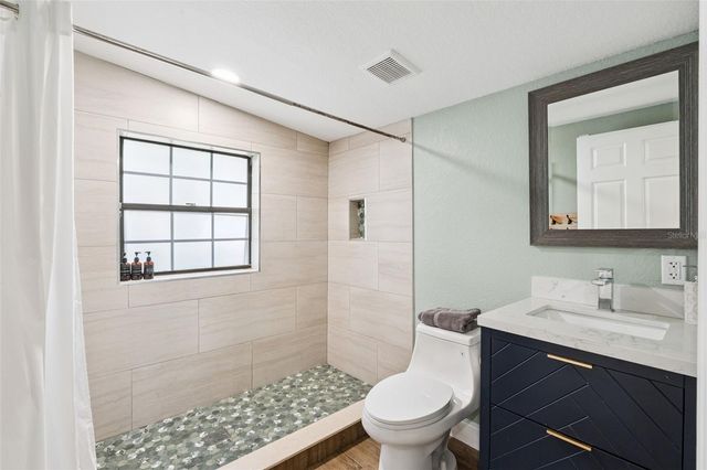 102 VINE STREET, Oviedo, FL 32765