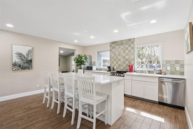 102 VINE STREET, Oviedo, FL 32765