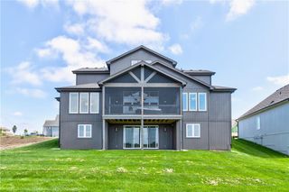 22053 W 99th Terrace, Lenexa, KS 66220