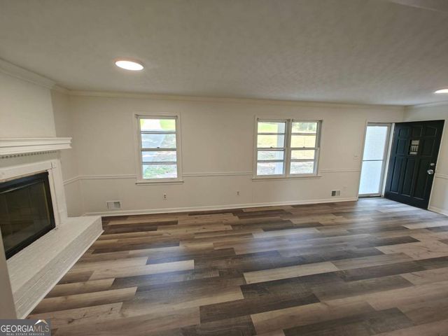 1296 Scenic Way SW, Lilburn, GA 30047