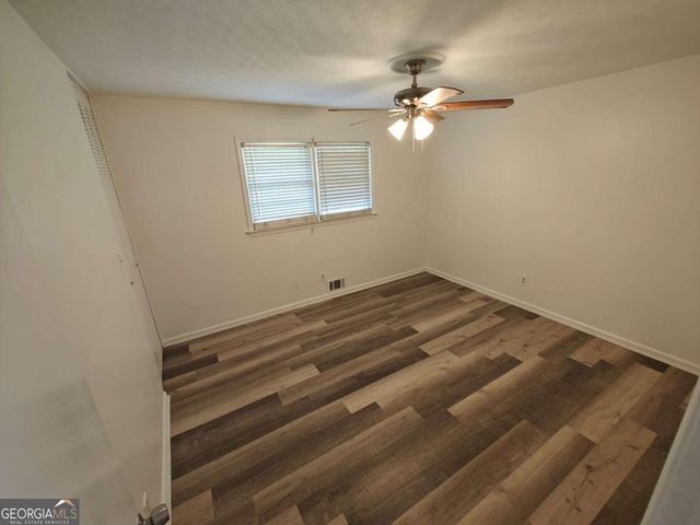 1296 Scenic Way SW, Lilburn, GA 30047