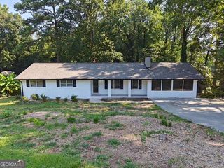1296 Scenic Way SW, Lilburn, GA 30047