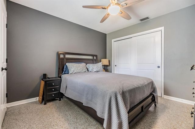 2808 W LAKE AVENUE, Tampa, FL 33607