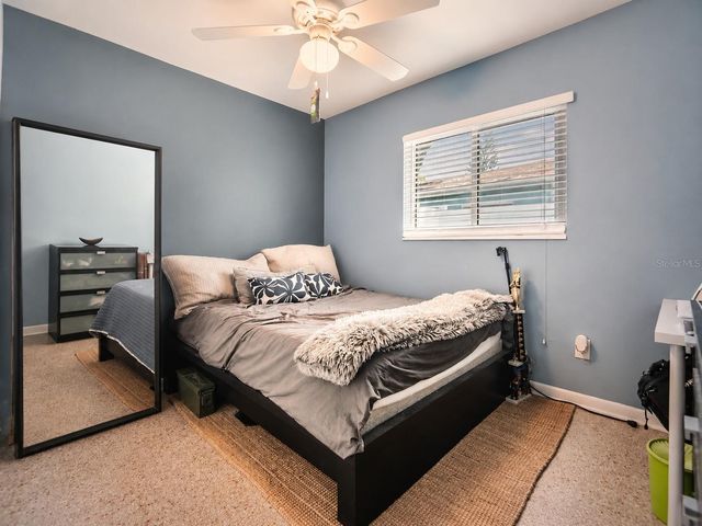 2808 W LAKE AVENUE, Tampa, FL 33607
