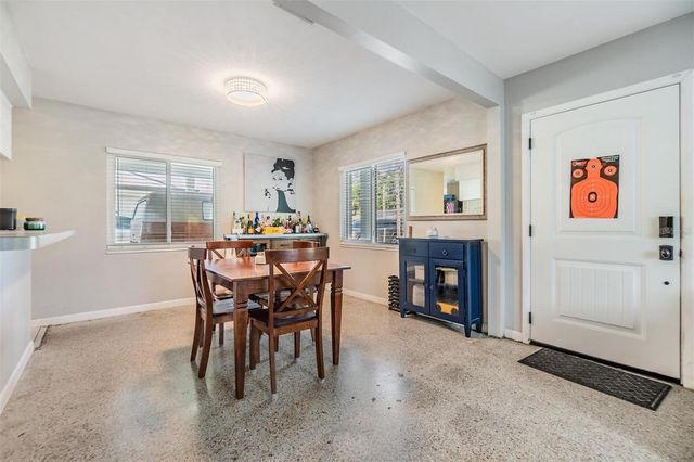 2808 W LAKE AVENUE, Tampa, FL 33607