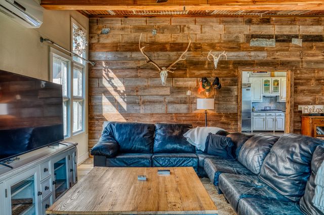 5519 County Road 222 Road, Hamilton, TX 76531
