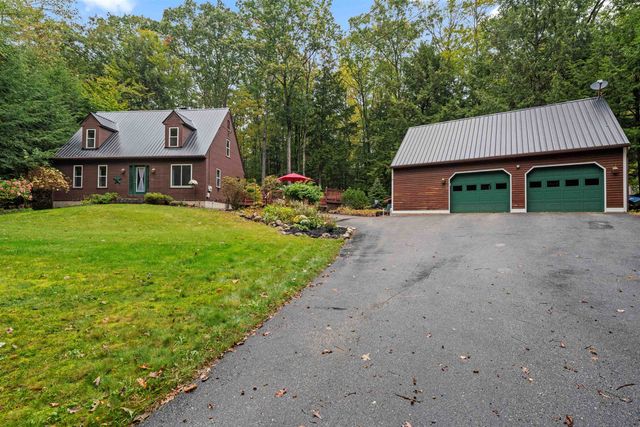 17 Centennial Drive, Webster, NH 03303