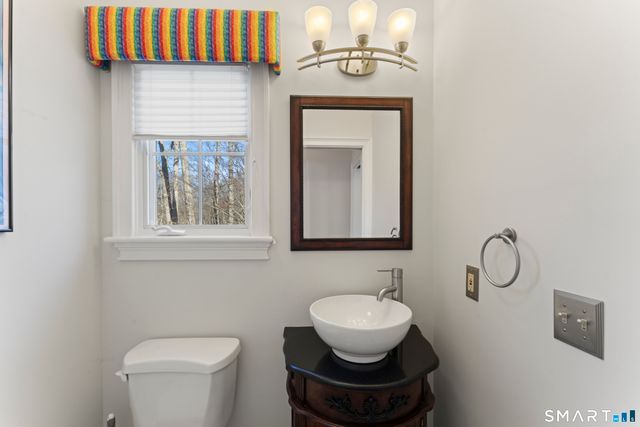 8 Cornerstone Court, Ridgefield, CT 06877