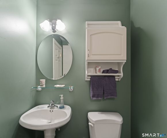 8 Cornerstone Court, Ridgefield, CT 06877