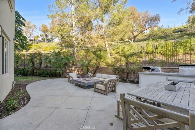 10 BOWER TREE, Irvine, CA 92603