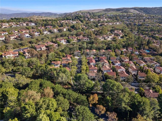 10 BOWER TREE, Irvine, CA 92603