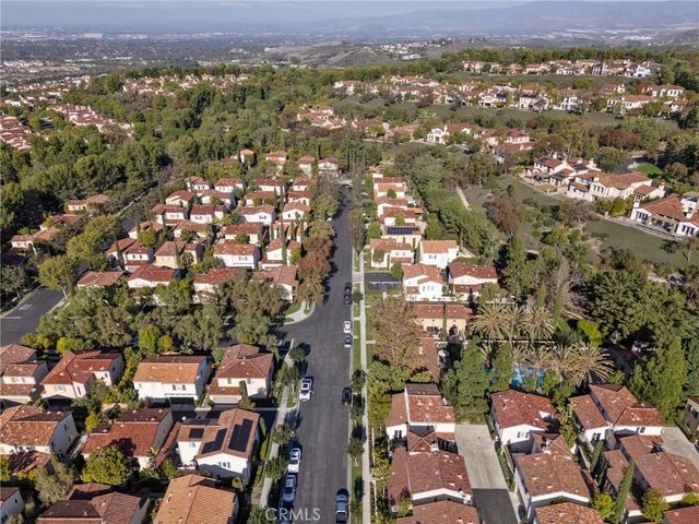 10 BOWER TREE, Irvine, CA 92603