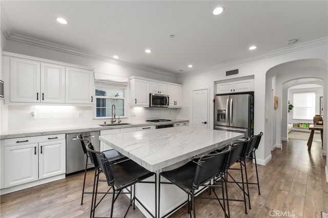 10 BOWER TREE, Irvine, CA 92603