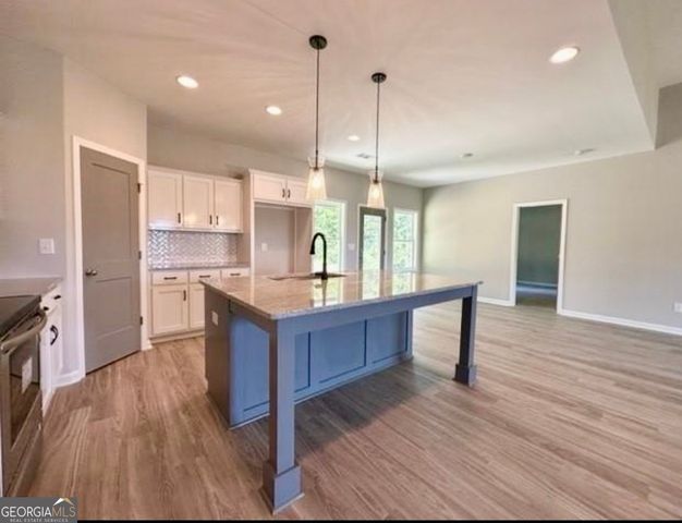 10 Lee Road 2129, Valley, AL 36854