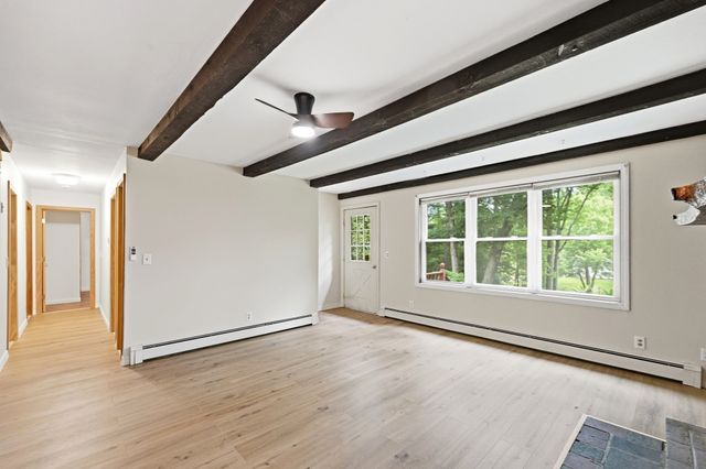 71 Warren Road, Townsend, MA 01469