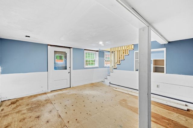 71 Warren Road, Townsend, MA 01469