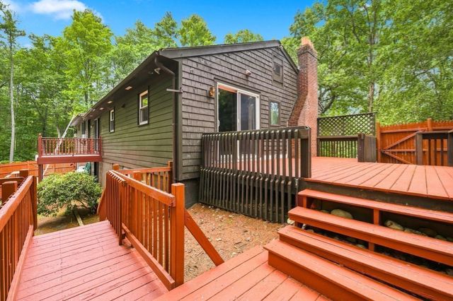71 Warren Road, Townsend, MA 01469