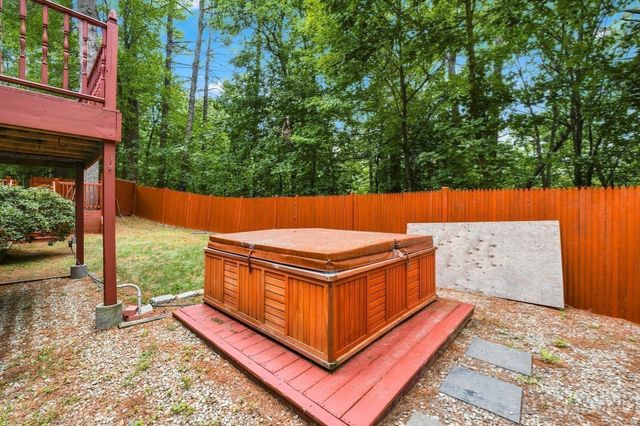 71 Warren Road, Townsend, MA 01469