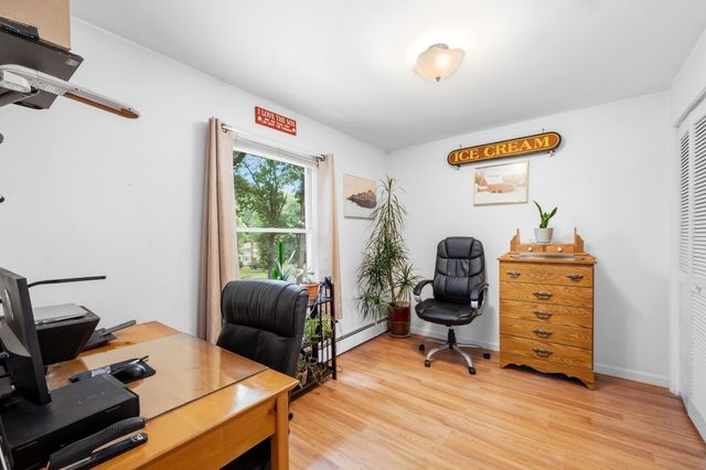 71 Warren Road, Townsend, MA 01469