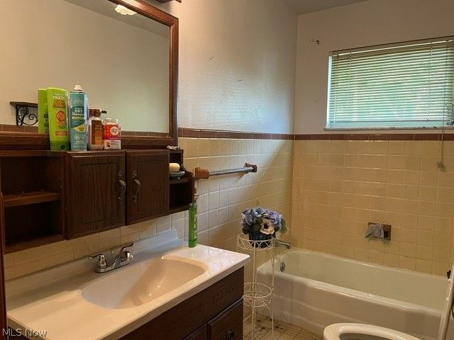 610 N Chester Street, New Cumberland, WV 26047