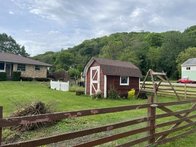 610 N Chester Street, New Cumberland, WV 26047