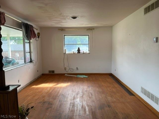 610 N Chester Street, New Cumberland, WV 26047