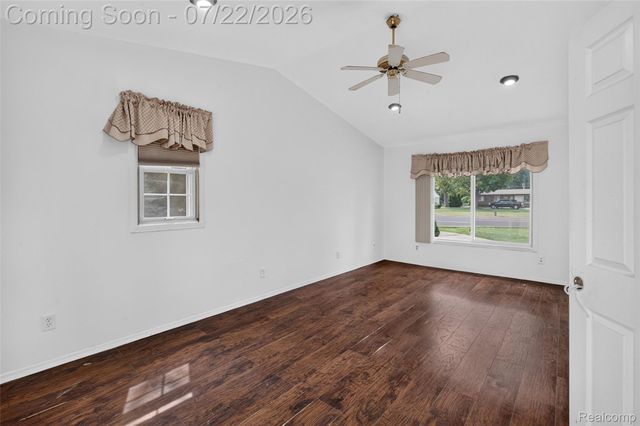 28014 6 Mile Road, Livonia, MI 48152