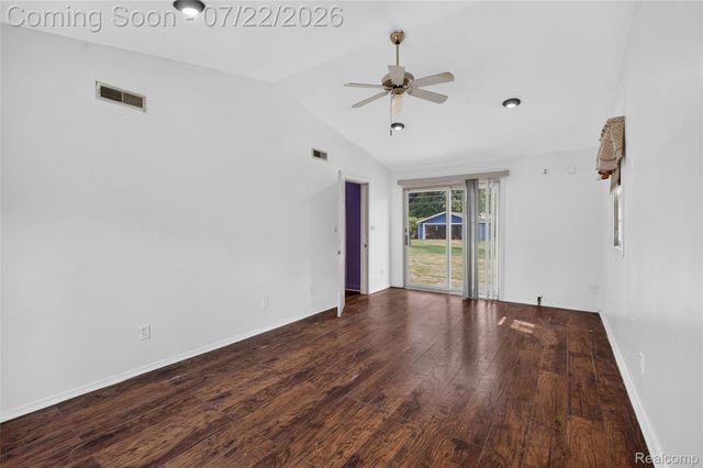 28014 6 Mile Road, Livonia, MI 48152