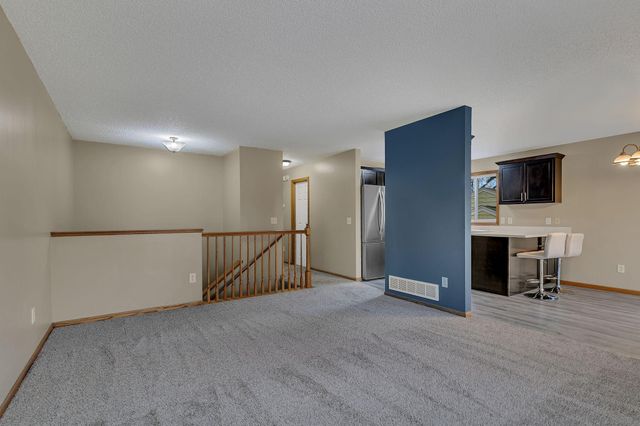 236 11th Avenue N, Waite Park, MN 56387