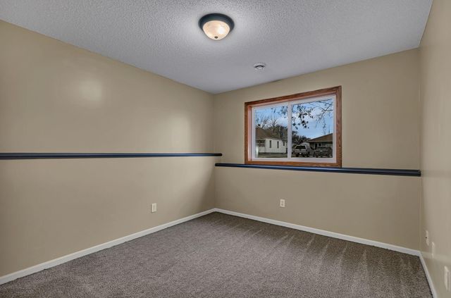 236 11th Avenue N, Waite Park, MN 56387