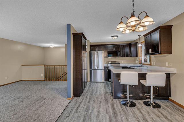 236 11th Avenue N, Waite Park, MN 56387