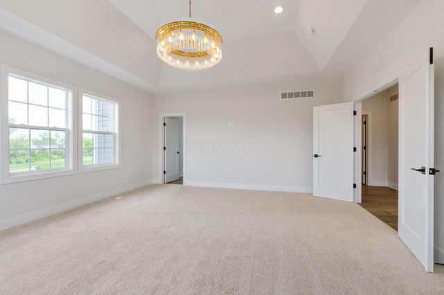 3175 Briarwood Lane, Lewis Center, OH 43035