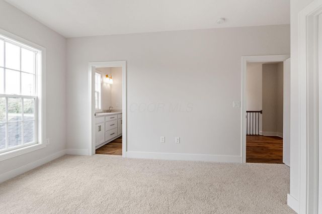3175 Briarwood Lane, Lewis Center, OH 43035