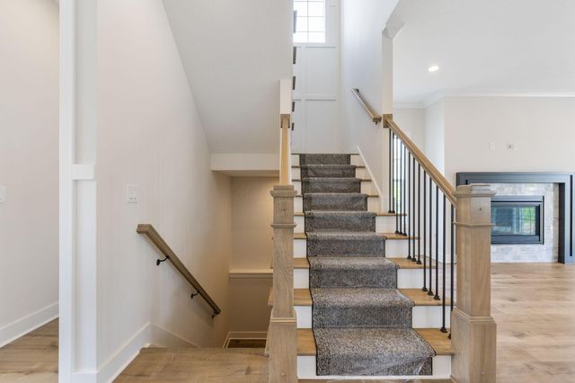 3175 Briarwood Lane, Lewis Center, OH 43035